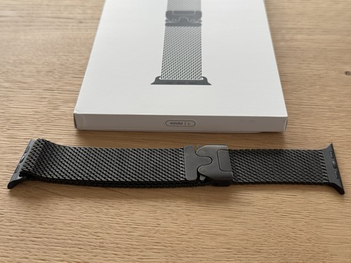 Apple watch titanium - watch, milanese