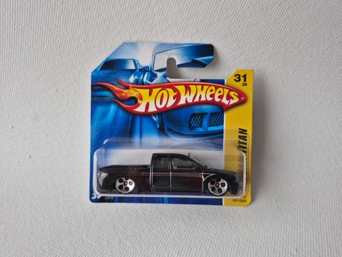 Hotwheels nissan titan - hotwheels,