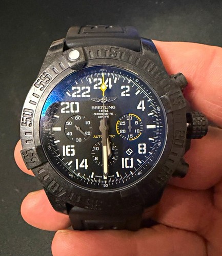Breitling avenger xb1210 - breitling,